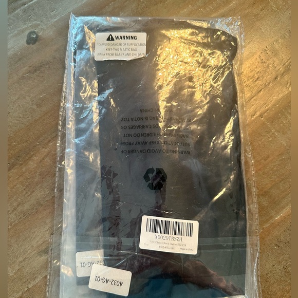 4 pack black men’s neck gaiter bandanas great for sun protection - Picture 2 of 3